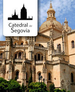 Entrada a la Catedral de Segovia
