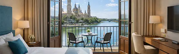 Tren + hotel + coche a Zaragoza